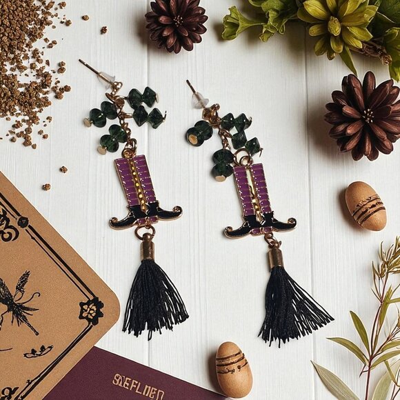 Halloween Handmade Earrings Witch Boots Dangle Pierced One Of A Kind Holiday - Picture 1 of 5